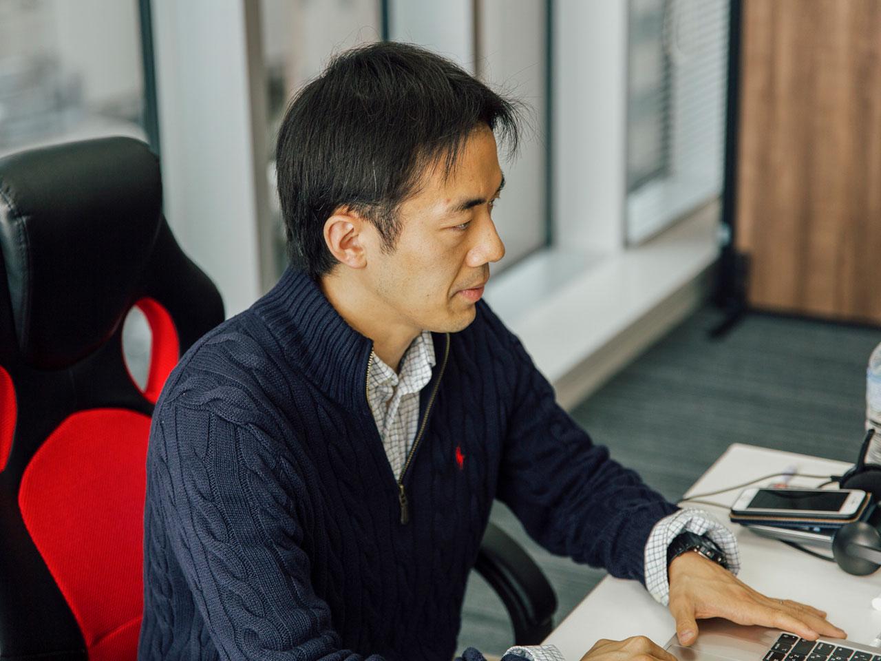 新しい技術を探求心を持って学べ、ユーザー目線でプロダクトをつくれる、そして、自社プロダクトに対してオーナーシップを持ち、積極的に意見を言って実行できるエンジニアが求められている。