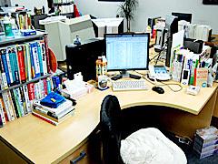 一人ひとりが手元に置く本の多さにも驚く