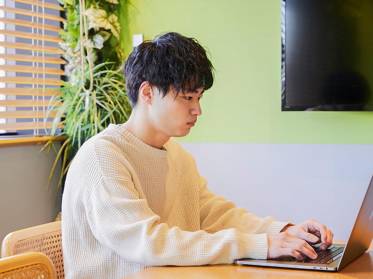 クライアントワークVR/ARアプリケーション、3DCG、Webアプリケーション、モバイルアプリケーション、Webサイトの開発・制作。