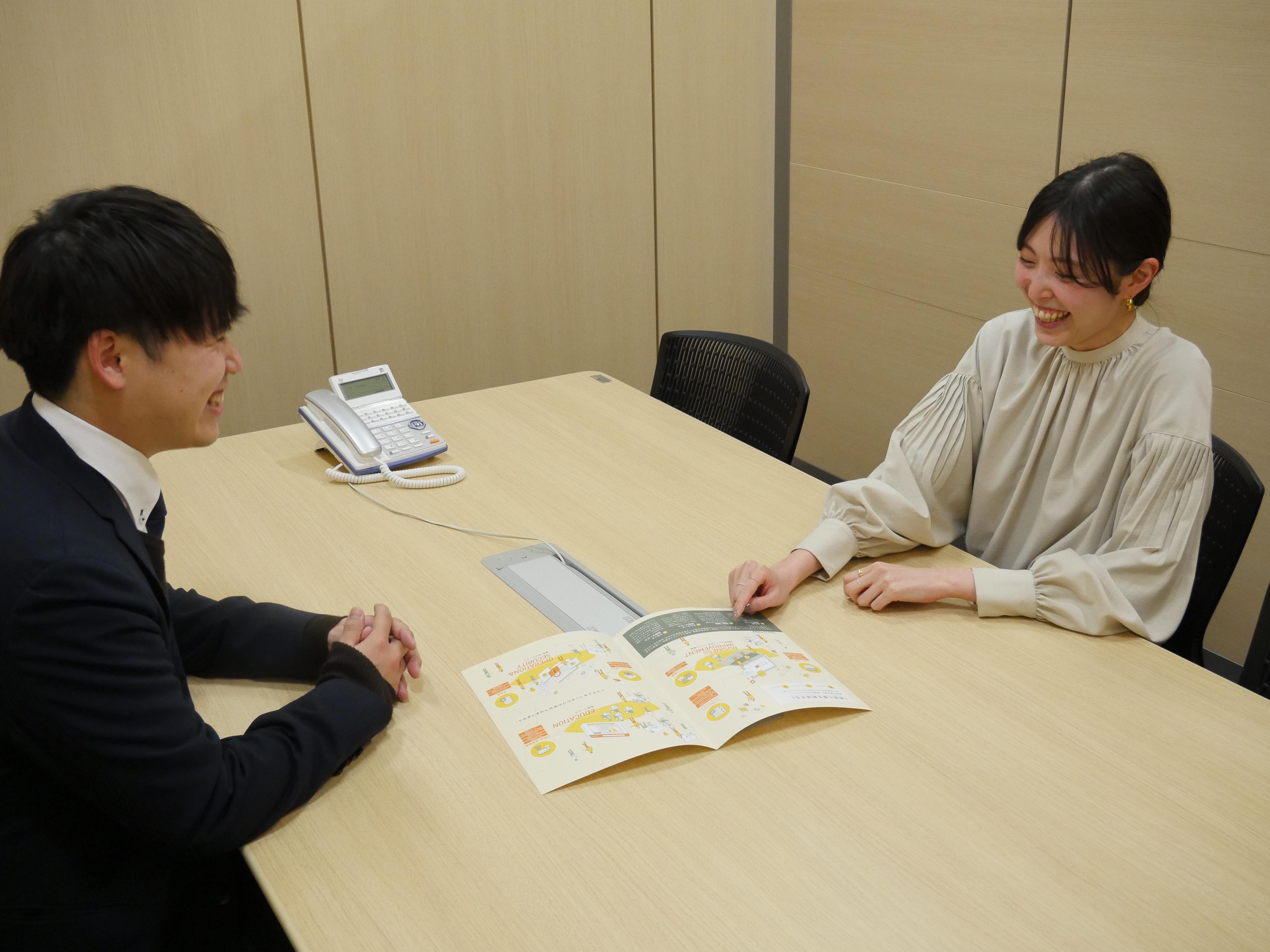 「実力を磨いた社員が仕事で結果を出し、クライアントの信頼を勝ち取る。」この好循環が会社の成長を後押ししている。