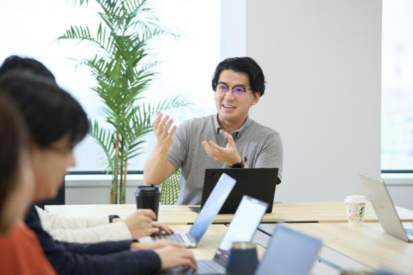 募集している求人：新規事業の営業戦略立案