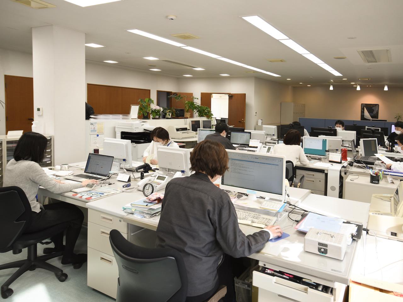 政府の「e-Japan戦略」等、社会のデジタル化推進の波に乗って販売を大幅に増やしており、現在は主力製品群のSaaS化に着手し開発力強化に取り組んでいる。