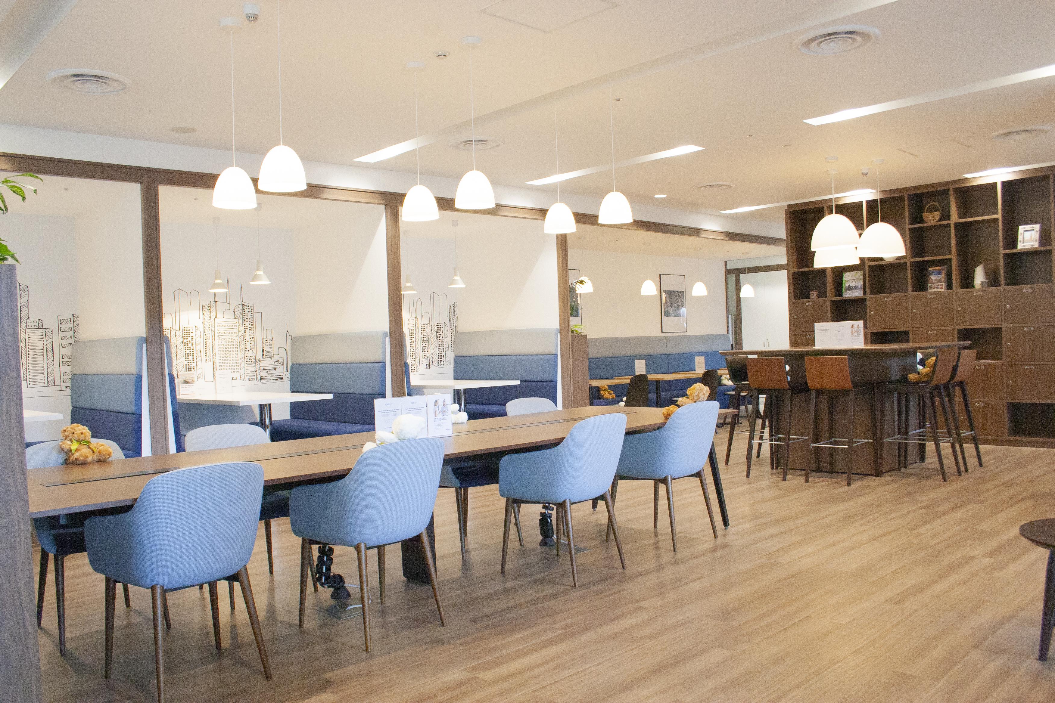 社名のInspiringは、「元気づける、鼓舞する、感動させる」という意味。「IT技術と発想力で ヒトに感動を 会社に元気を」という経営理念を、ひと言で表現している社名だ。