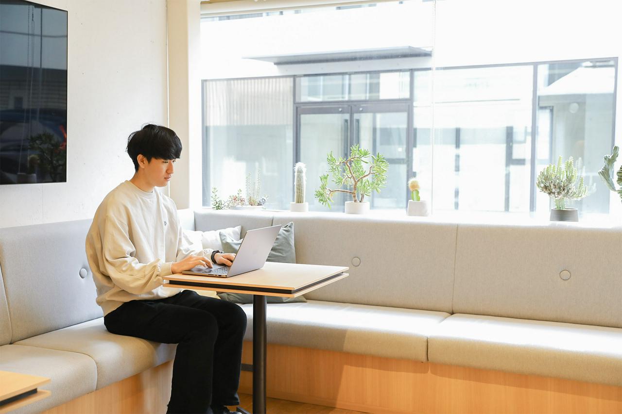 株式会社エヴォワークス 求人画像1