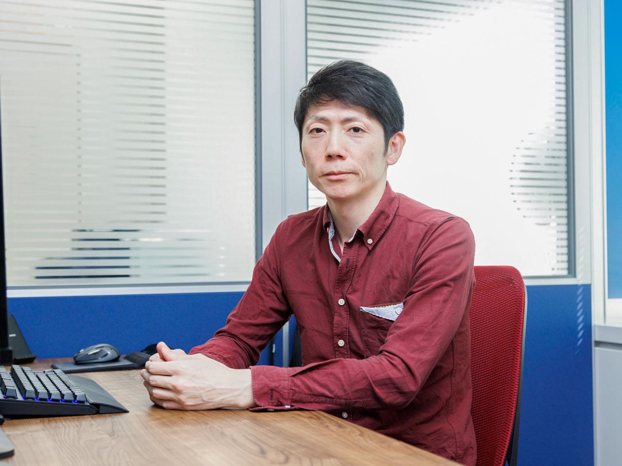 代表取締役社長　穴吹 俊英氏