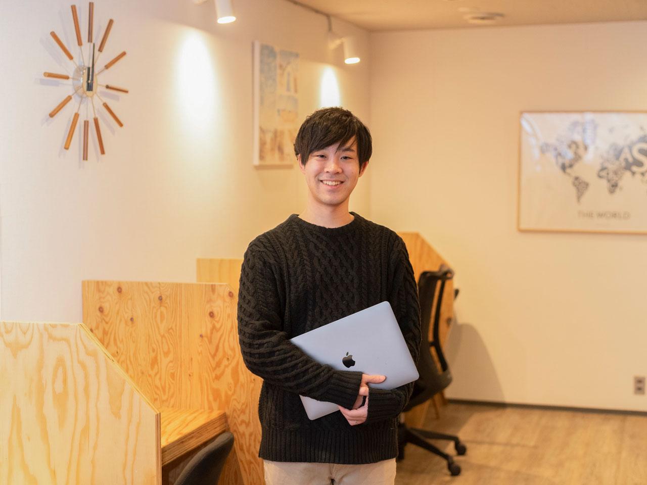 今回は、フリーランスのエンジニアになりたいが、いきなり独立するのはちょっと不安だという人達をターゲットにしたい。同社で一緒に働いて自信が付いたら、いつでも独立してもらっても構わない。