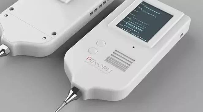 同社の強みは、センサーというハードウェアに加え、検知したにおいを分析する高度なAI技術を持っていることだ。