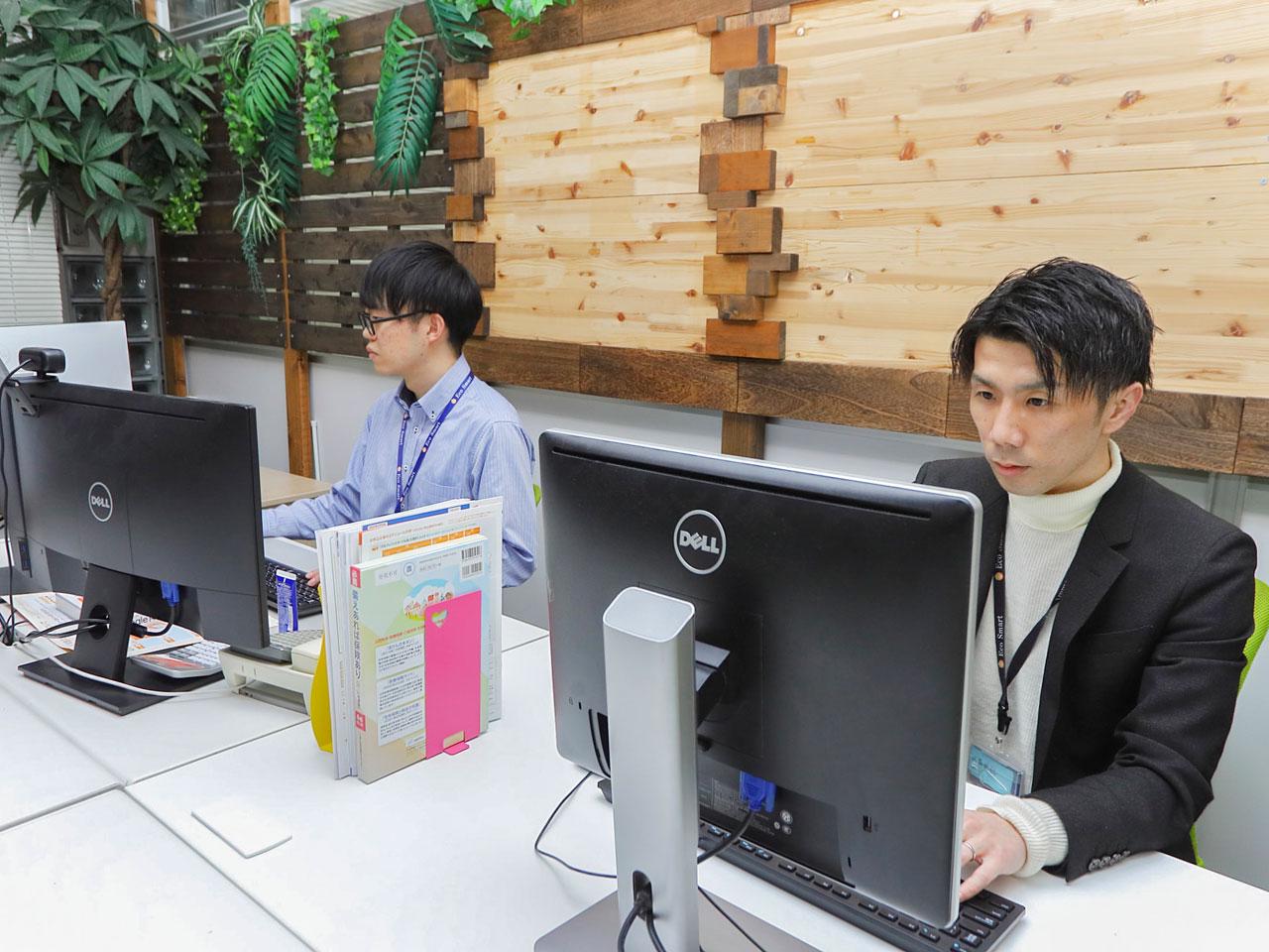 同社では保険代理店事業のほかに、コールセンターによる同様のビジネスモデルで新電力の提案を行う法人コンサルティング事業や、輸出入のサポートや市場調査を手掛ける海外事業等も展開している。