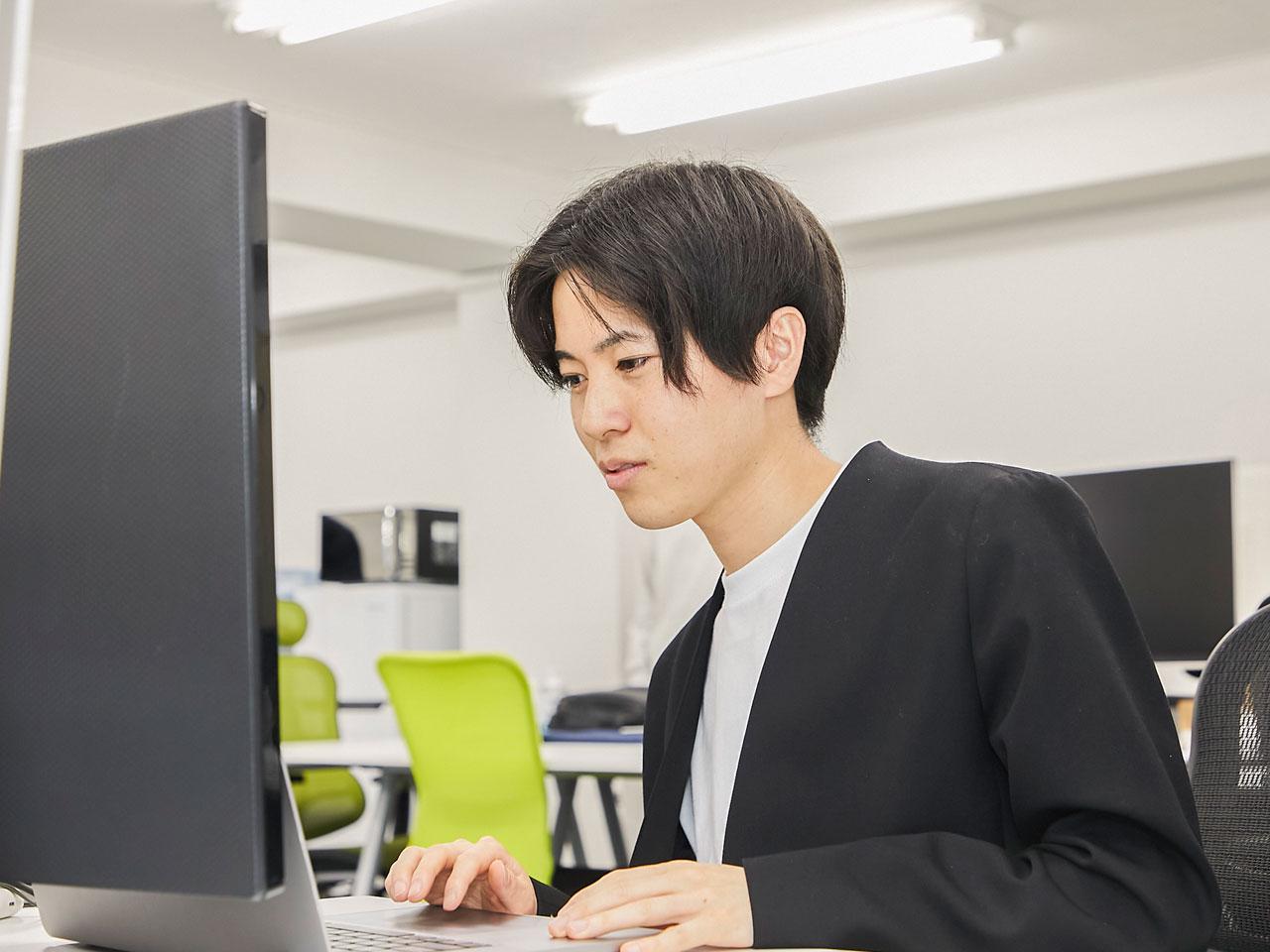 学校や塾に『manabo』を一括で導入してもらうことで、生徒の学習効率を高めるだけではなく、教師・講師の対応に余裕を持たせることもできる等、メリットが多いため、学校・塾から引き合いがある。