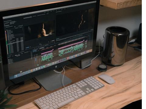 実写からアニメーション、パラパマンガなど年間1,500本以上の動画を制作