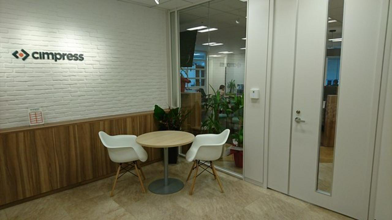 シンプレスジャパン株式会社 求人画像1