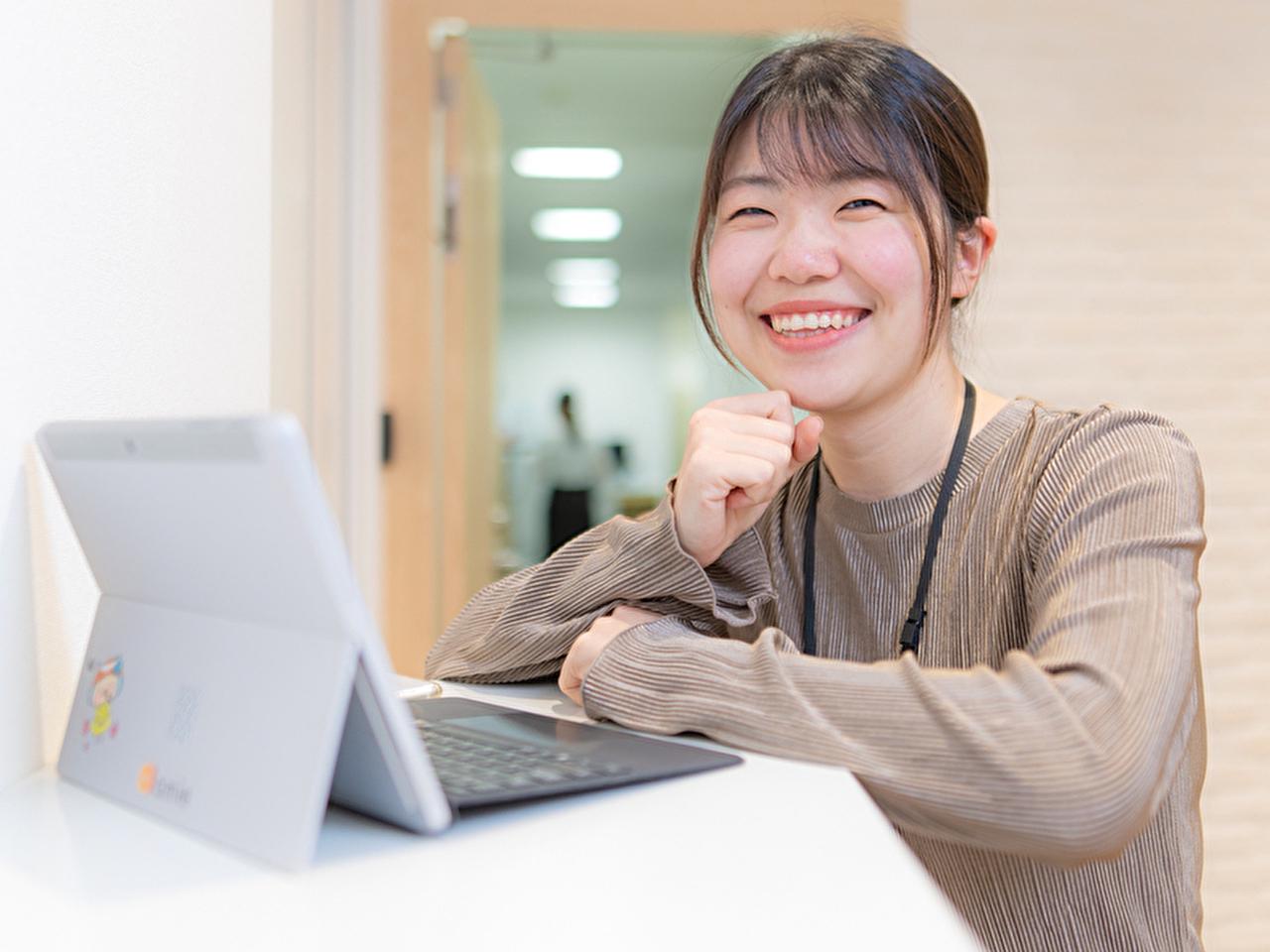 ◆自由度の高さ「目的を伝えたらあとは自由にやっていい。でも、こういうところだけ守ろうね」という仕事の渡し方。

意識としては目的を正しく理解し、それに対してのアプローチやベストな方法を自分たちで考えて進める。

自由な発想を持って挑戦できる環境があるのは、うちの特徴だと思います。
