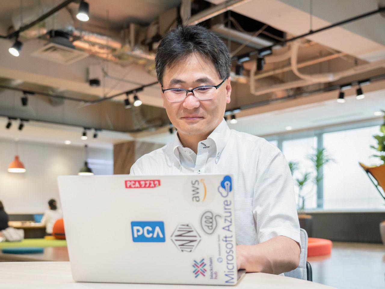 従来型のパッケージソフト、『PCAクラウド』や『PCAサブスク』等、中小企業が導入しやすい価格帯の製品を提供。