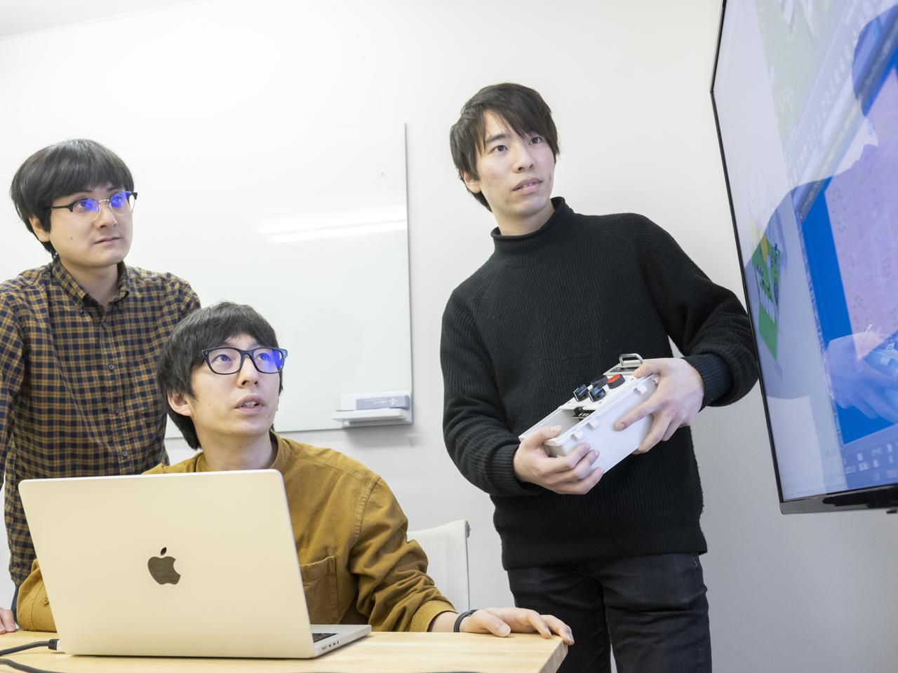 強みは、回路設計からクラウド運用まで、社内で完結できるIoTメーカーとしてのノウハウと技術力。