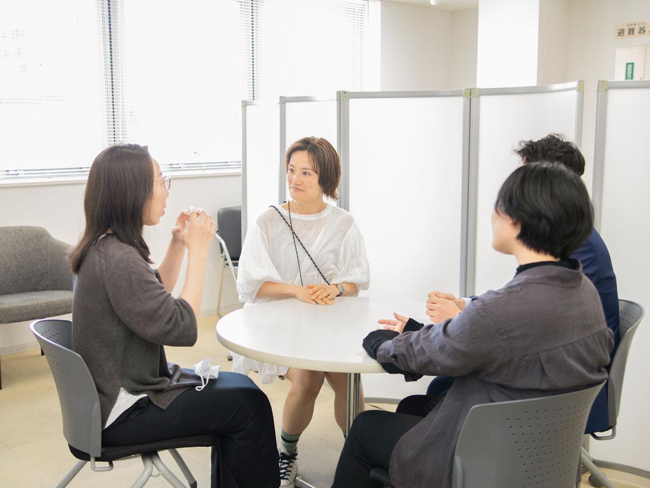 インターネット販売を通じて、予防歯科にまつわるセルフケア製品の提供と、Webマーケティングを駆使したプラークコントロールの正しい知識の普及で、日本に予防歯科を広く普及させていく。