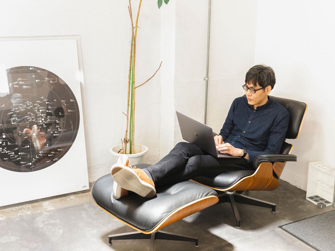 東京と、スイス・チューリッヒに拠点を構え、メンバーがワールドワイドに交流しながら、世界のトレンドを採り入れつつ、デザインワークに活かしている。