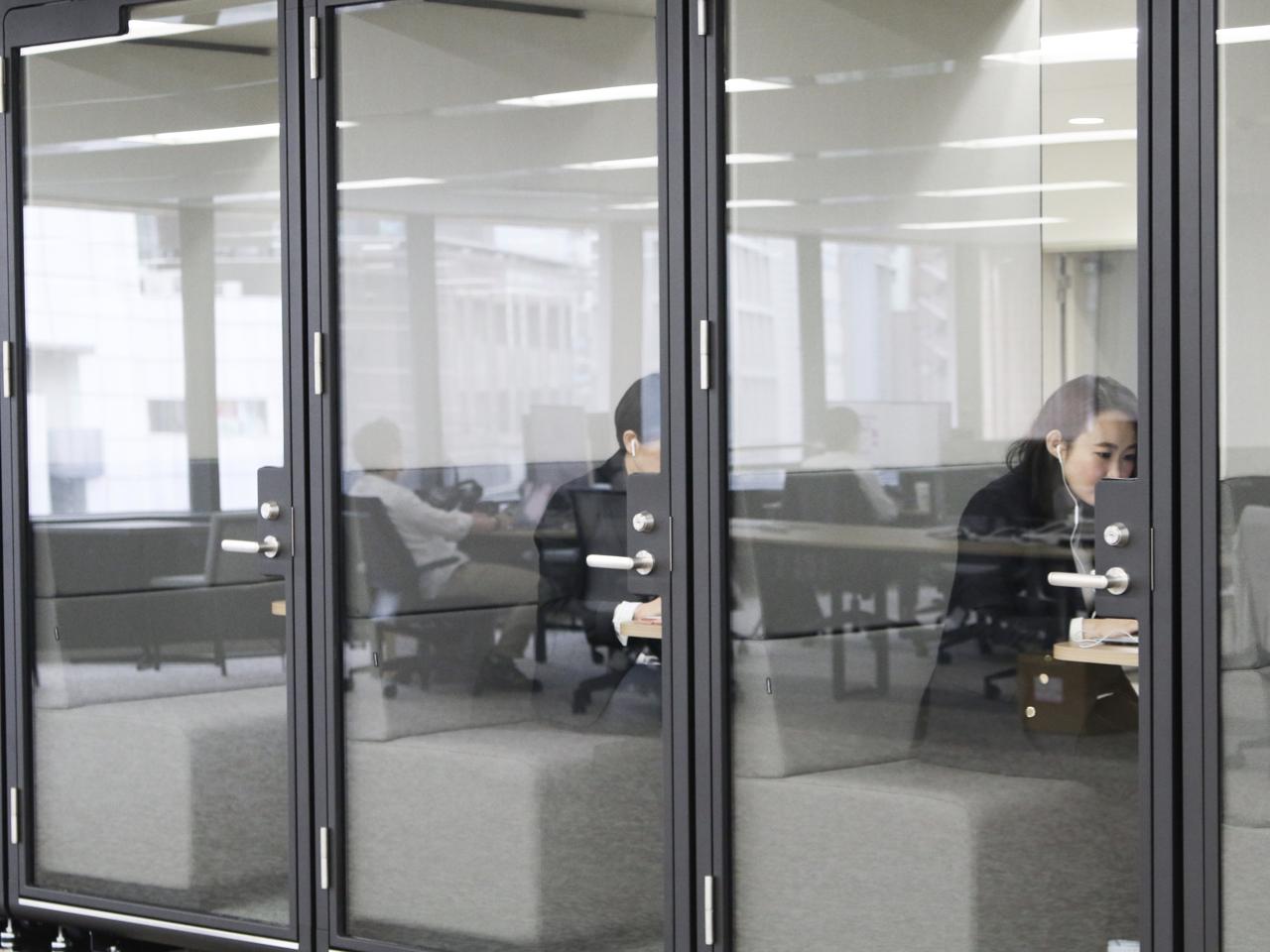 防音のフォンブース