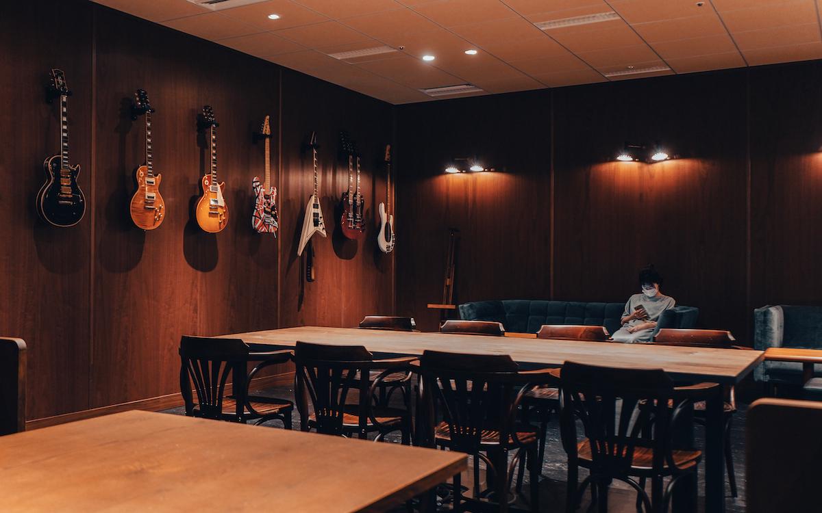 人材業界経験者が多く在籍し、2つのHRサービスを展開