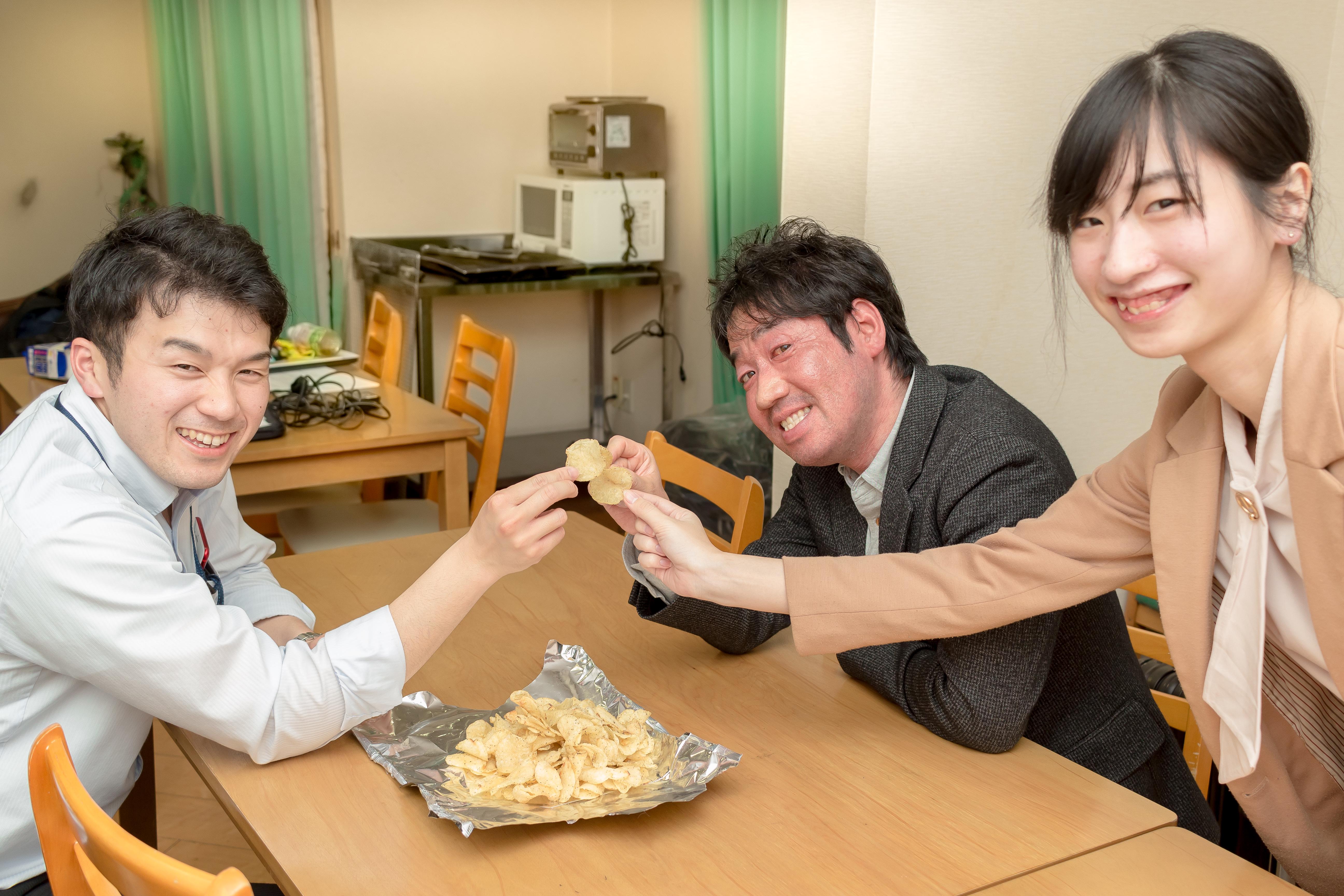 ◆イベント・行事
・誕生日会／飲み会／シャッフルランチ／BBQ…etc

◆不定期開催の部活動
・ゲーム／ゴルフ／麻雀／カラオケ／スノボ／映画鑑賞…etc
