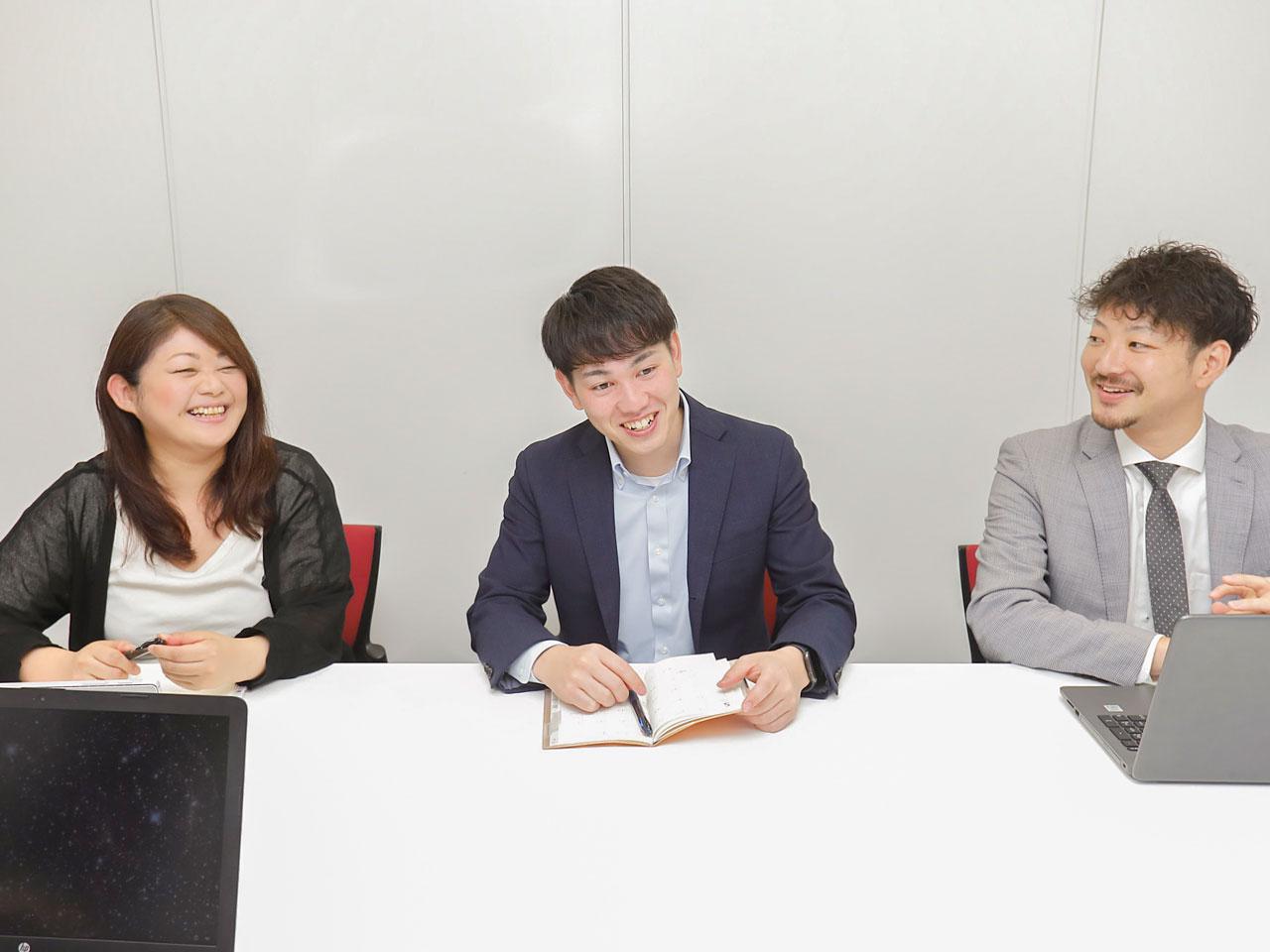 同社におけるIT分野はまだまだ発展途上にある。しかも、新規事業の立ち上げに挑戦している真っただ中でもあるため、新しいものを生み出したり、組織を変えたり、事業を育てたりといった醍醐味を、自らの手で実現するチャンスに溢れている。