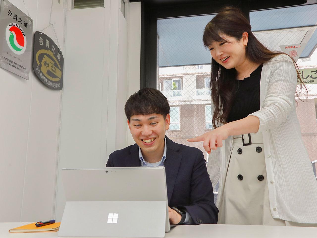 それは、近年、企業の悩みの種の一つとなっている従業員の健康維持・増進を支援する総合健康管理クラウドサービス『WELLXiL』である。