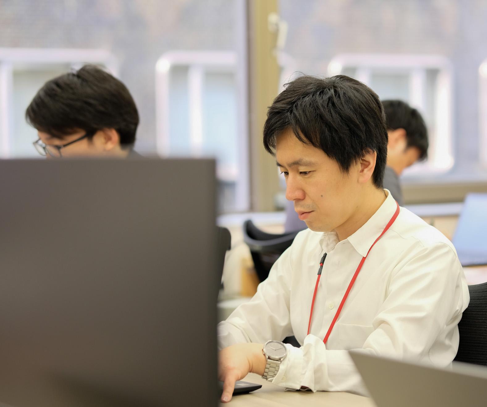 同社は「100年先の理想的な移動社会の基盤を構築する」をビジョンとして掲げ、理想的な移動社会の実現に向けて、プラットフォーム開発事業、コンサルティング事業を展開。