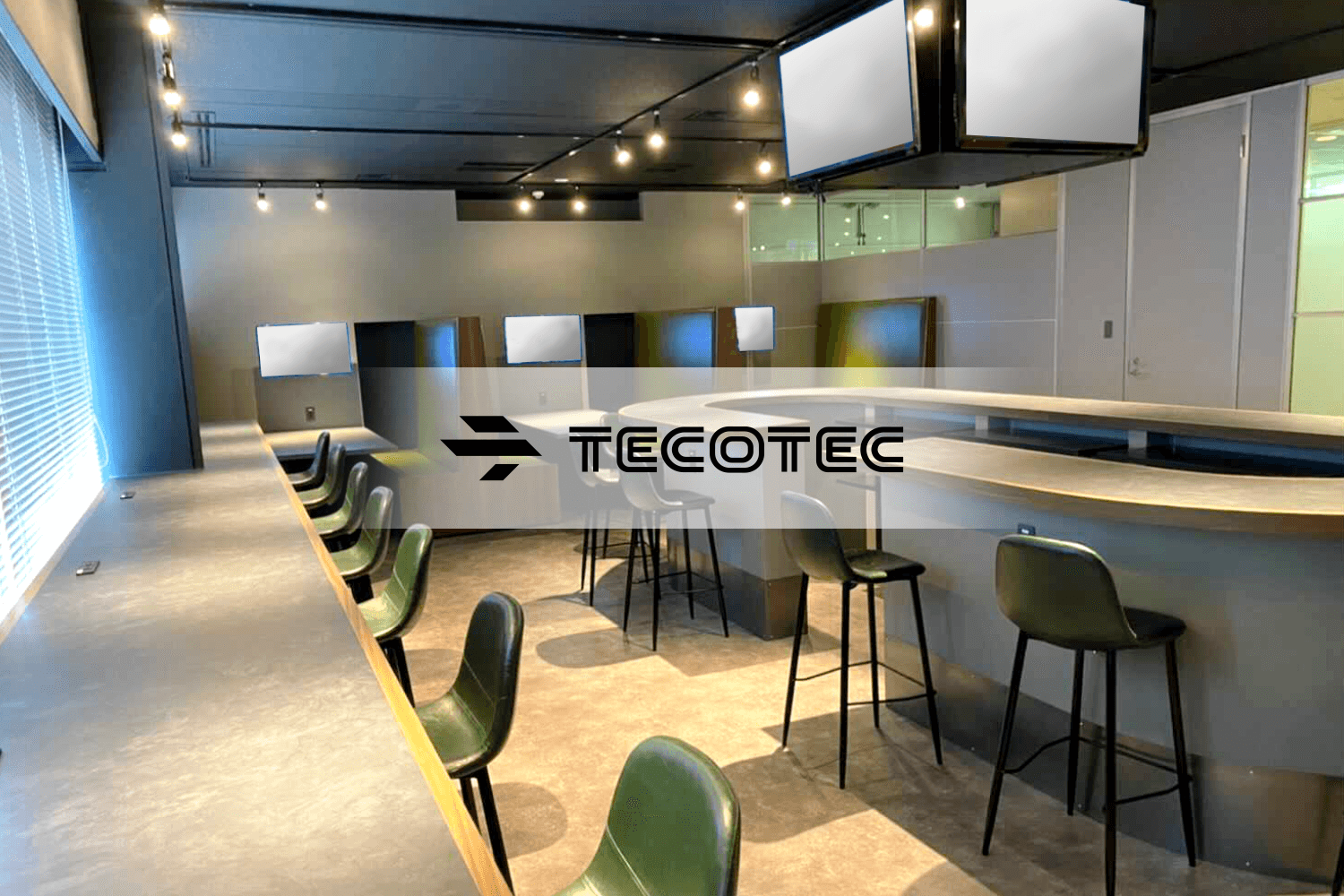 BGMが流れた落ちついたカフェスペースがあり、気分転換や休憩することができる。