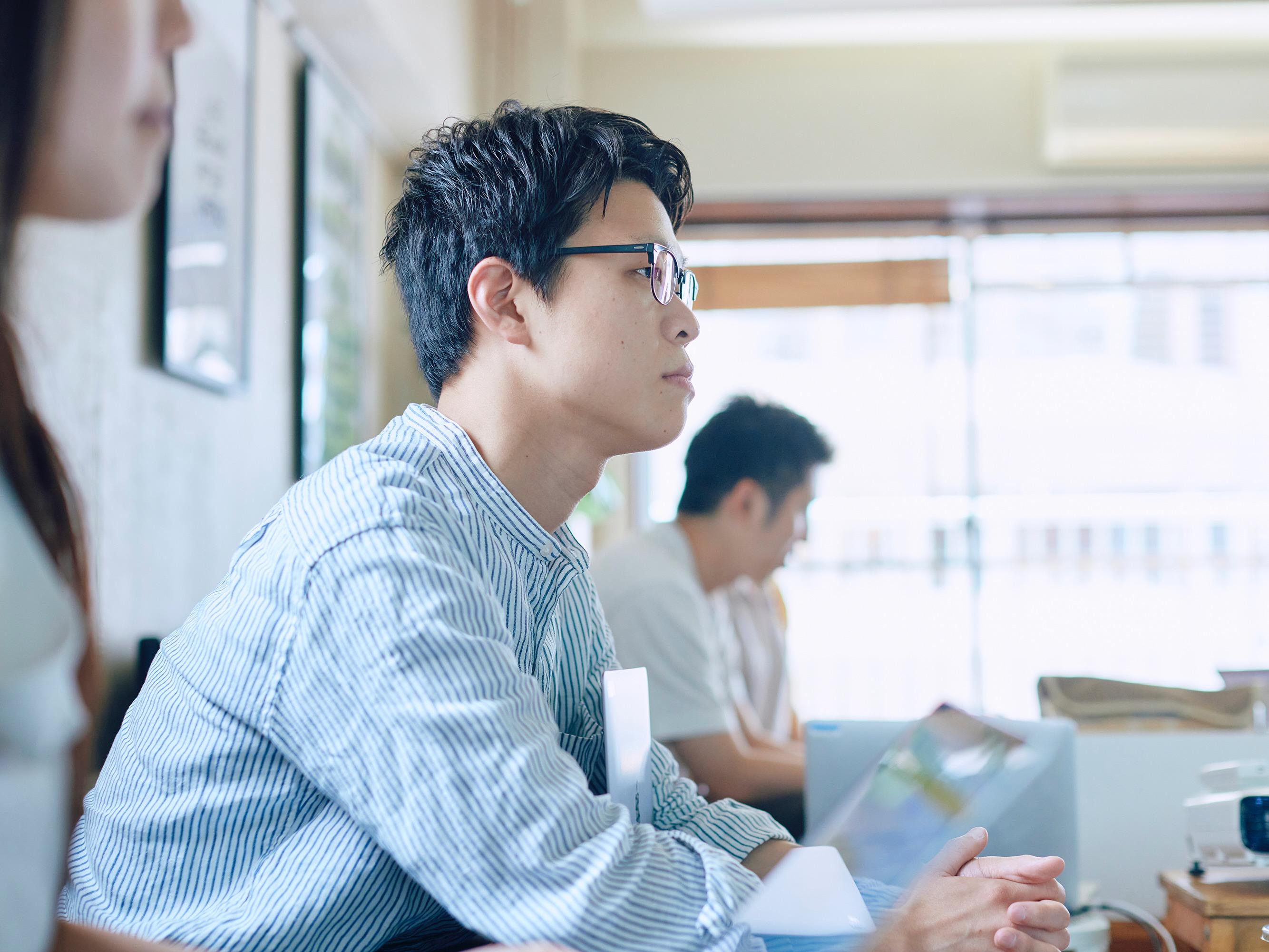 ライフワークバランスを充実させながら、ワーキングペアレンツがキャリアと家庭をトレードオフにしない社会、そしてジェンダーギャップの解消に向けて、熱く働ける会社である。