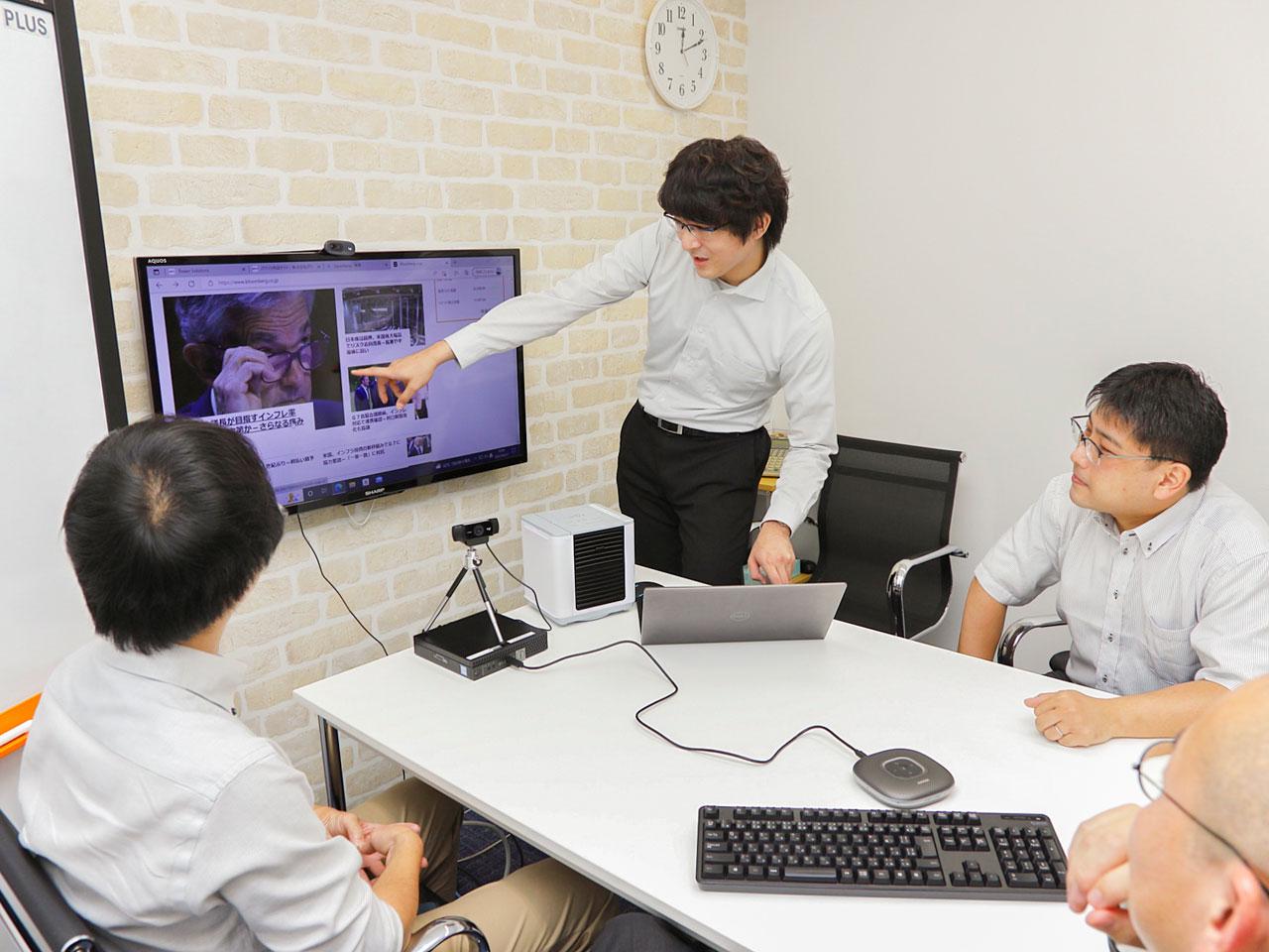 投信・投資顧問会社等のクライアントと密な折衝を行い、要望に応えて120%のシステムをつくり上げる。