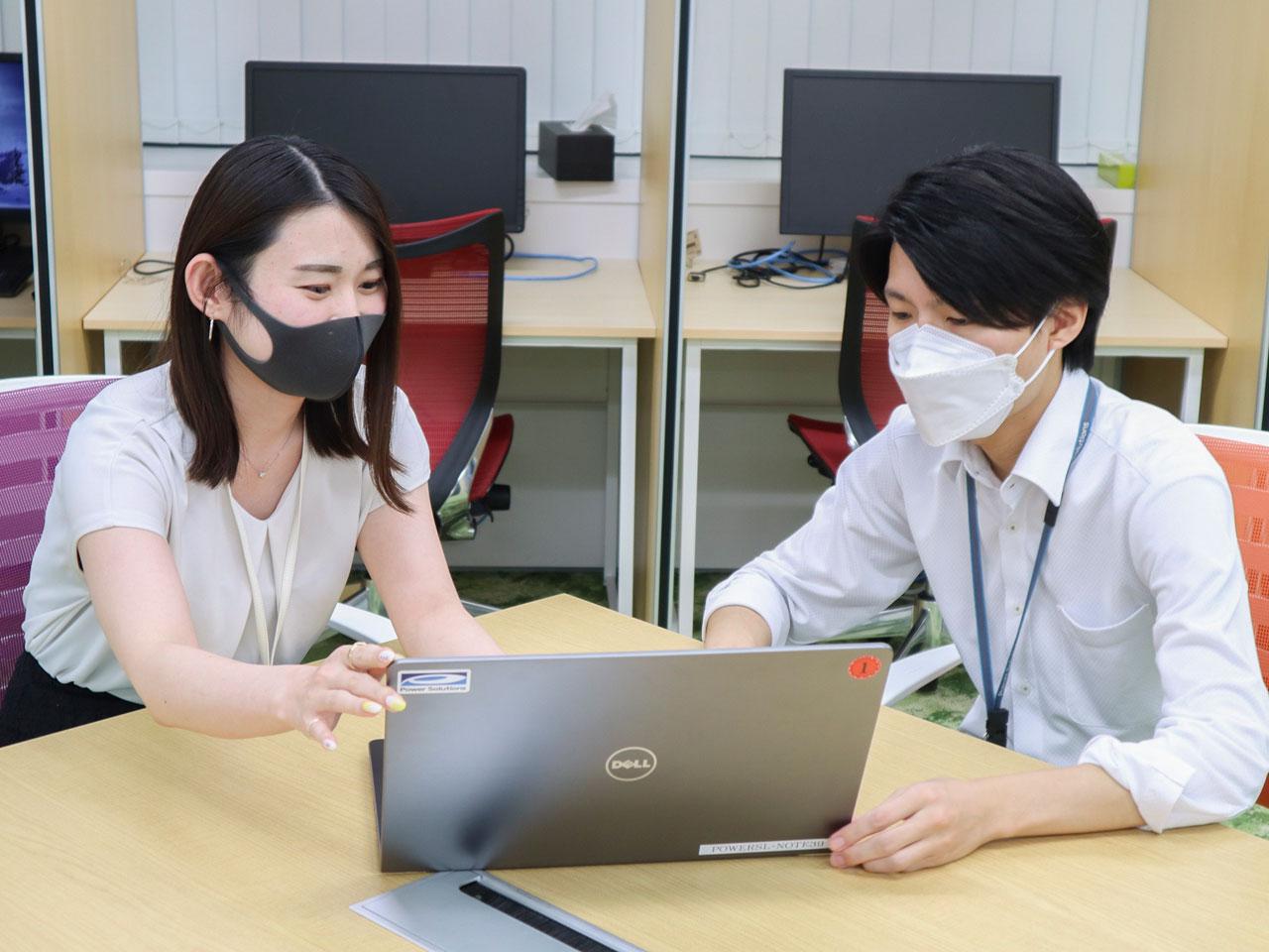 ラストワンマイルと称するのは、汎用業務パッケージではカバーしきれない「あと一歩の何とかしたい部分」のこと。