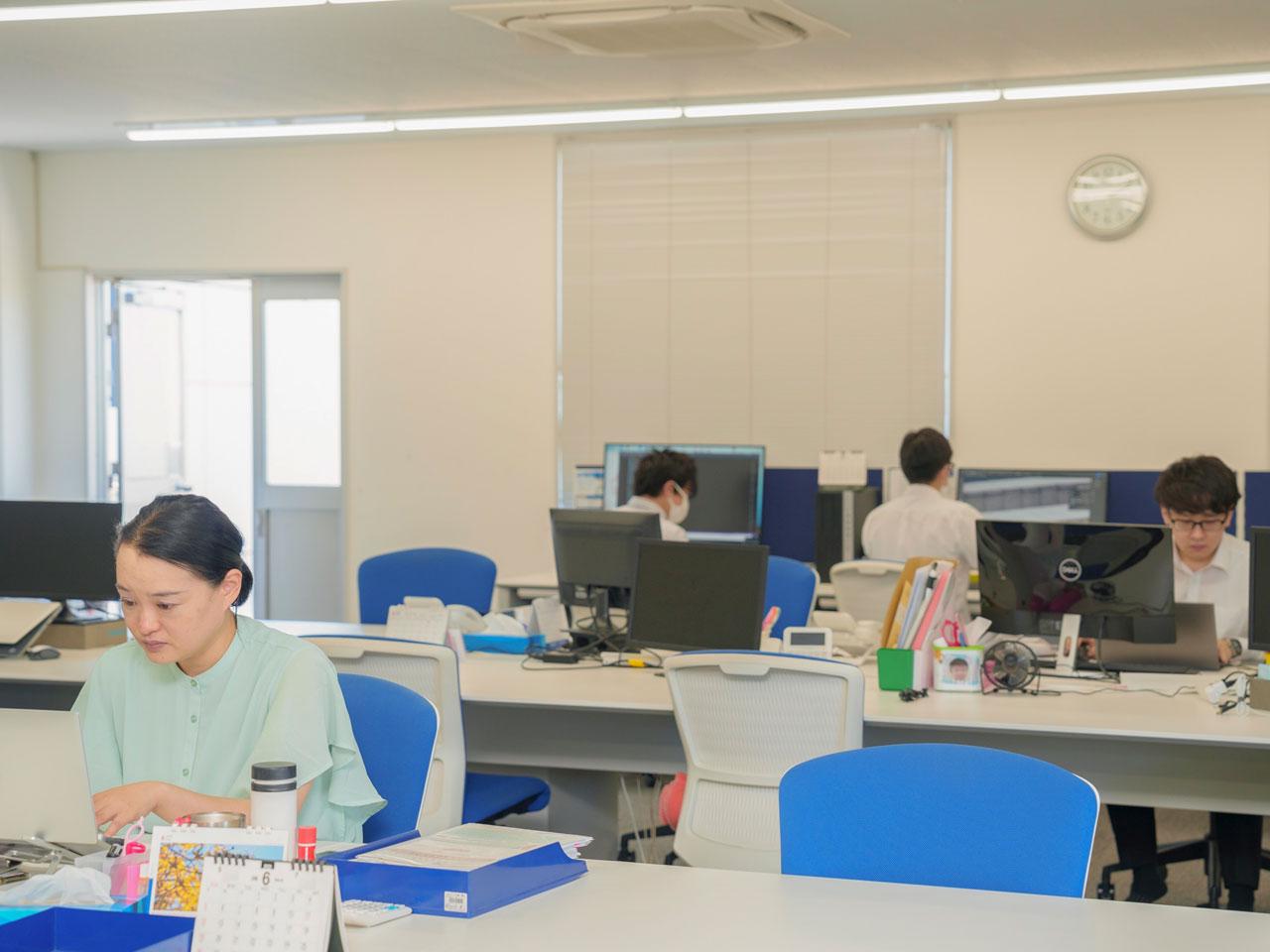 『有料職業紹介事業許可』『労働者派遣事業許可』を取得し、『特定技能登録支援機関』に登録。今後は技能実習生だけでなく、特定技能、技術・人文・国際業務等で在留資格を得た外国人材の紹介・サポートも展開予定。