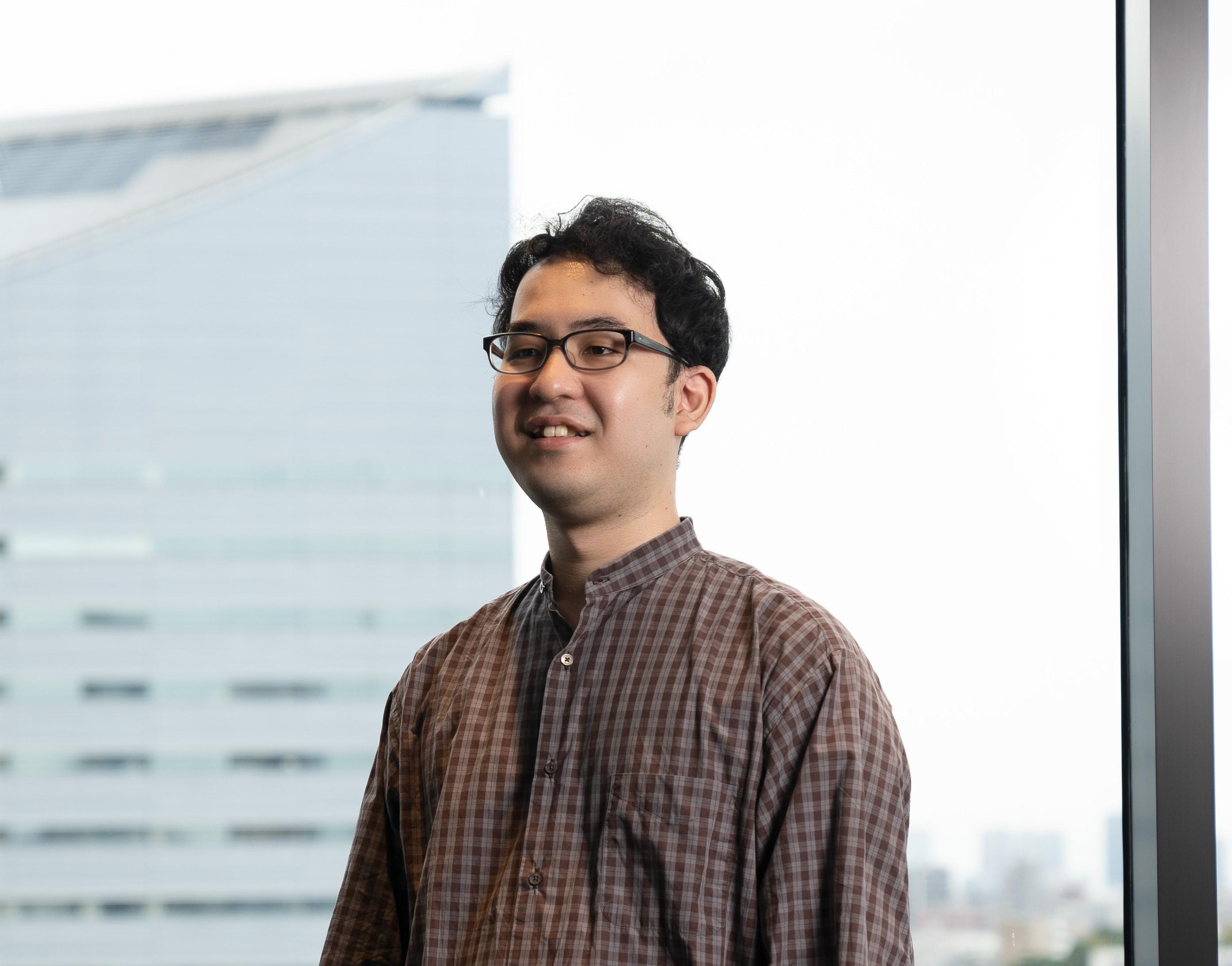 取締役　本間始氏