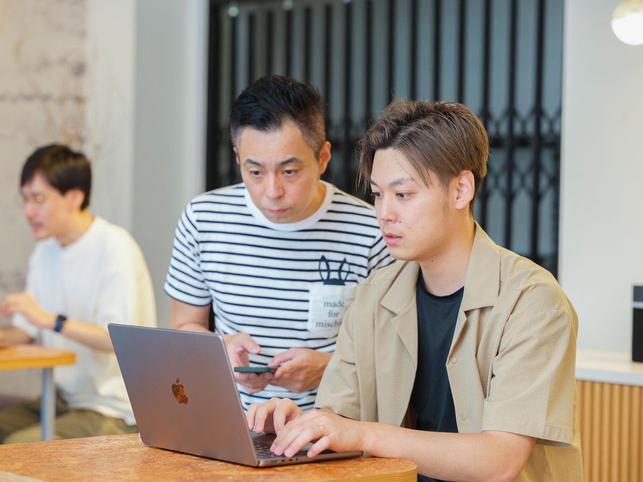 デジタル化が遅れているペット関連業界で同社が思い描くビジネスが広く普及するには、もう少し時間が必要だと考え、経営基盤の安定化のためにSES事業や受託開発も展開。

SES事業や受託開発においては、これまでの実績や評価から多くの大手クライアントと継続的な取引がある。