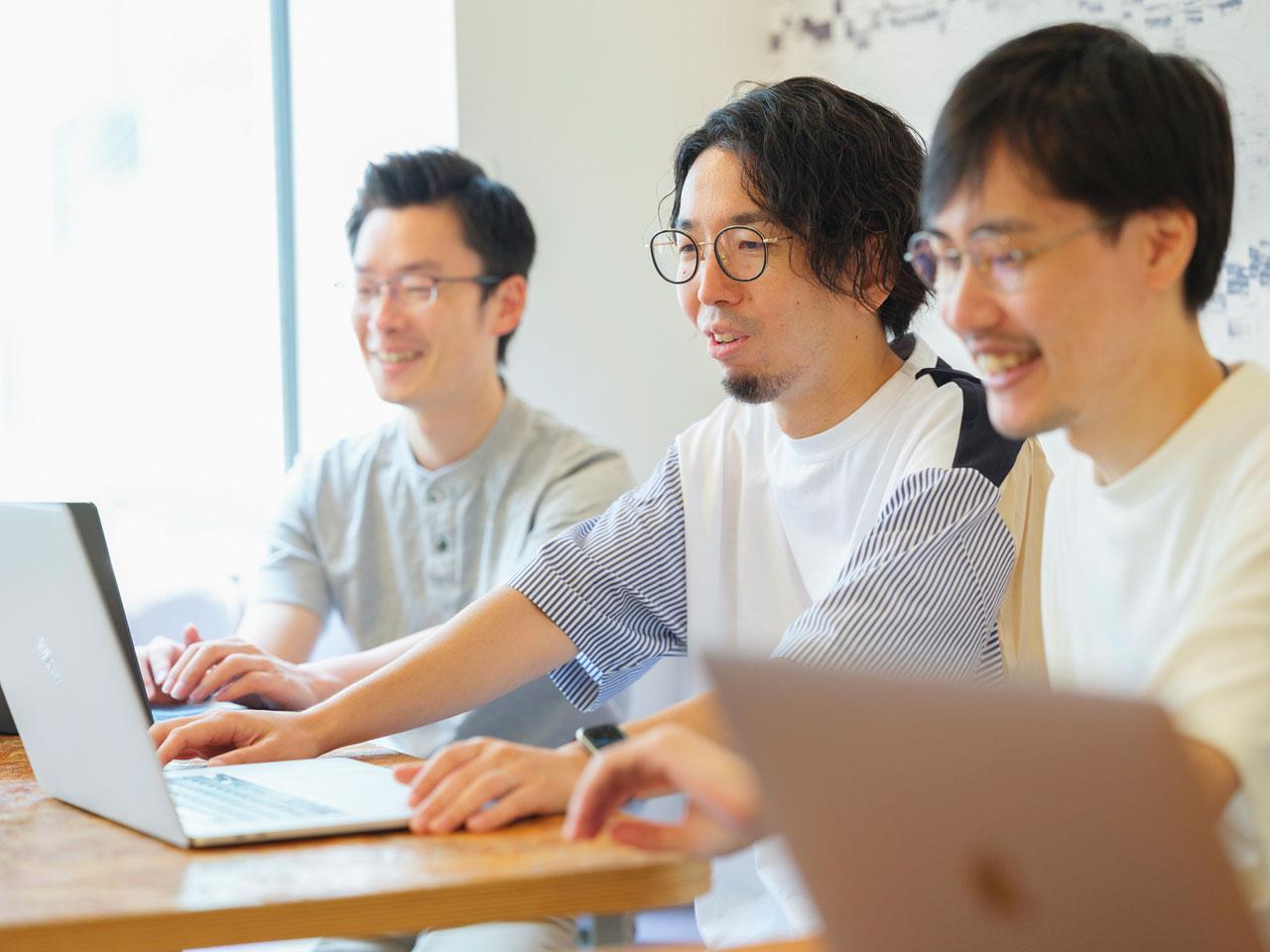 蓄積した飼い主や事業者情報を一元化することで、広告やマーケティング等、新たな事業の立ち上げも検討中だ。