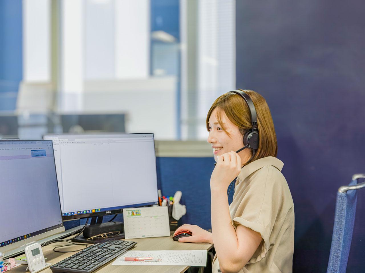 そんな同社が求める人材像は、クライアントとのやり取りを最重視したコミュニケーション能力と、自らの目標に向けて研鑽を積んでいける自走力の持ち主だ。