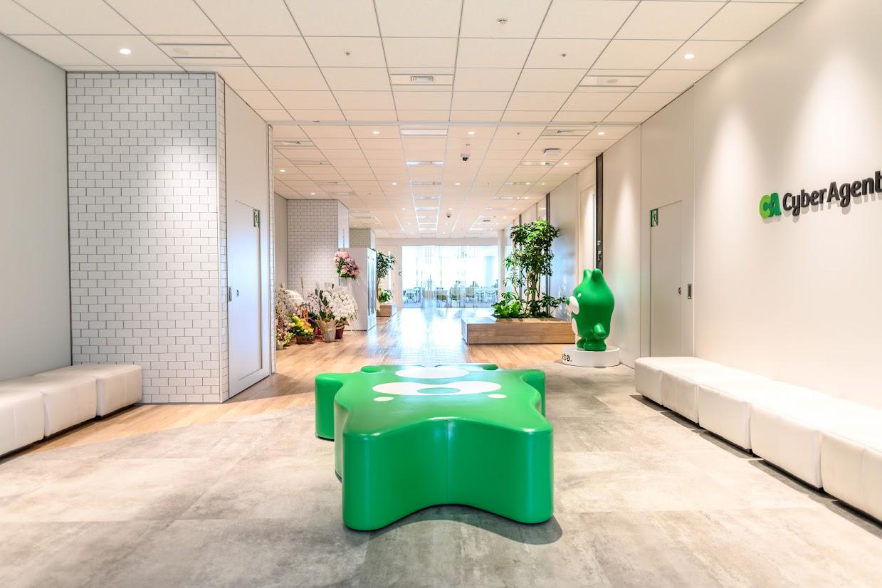 快適さを意識したオフィス空間を備えています。