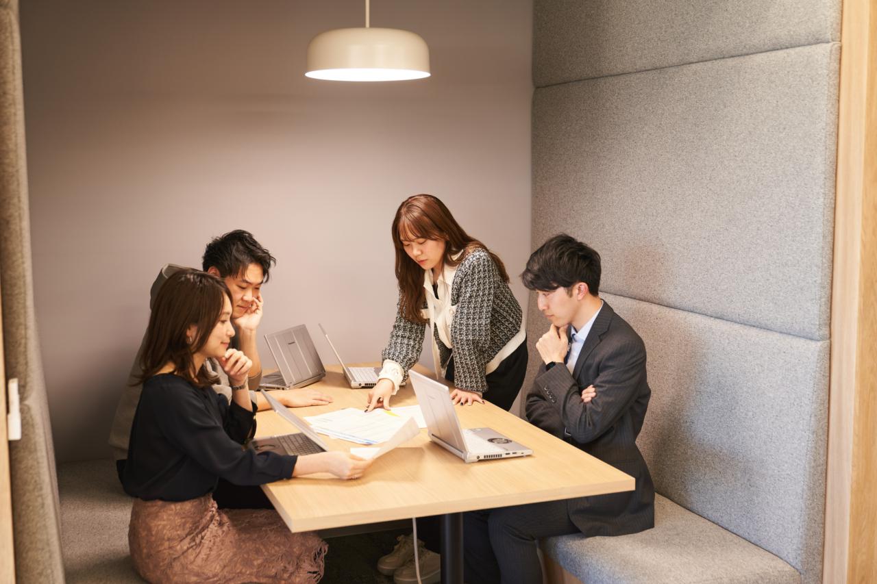 株式会社リヴァンプ 求人画像1