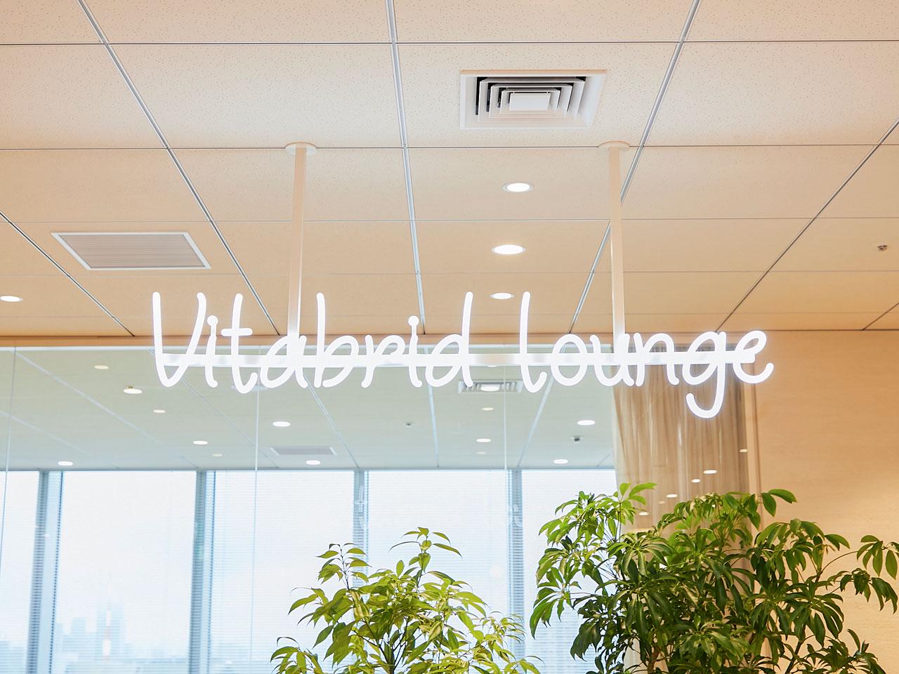 この環境に魅力を感じ、「会社の成長と自身の成長を重ねて頑張れる」人材を求めている。