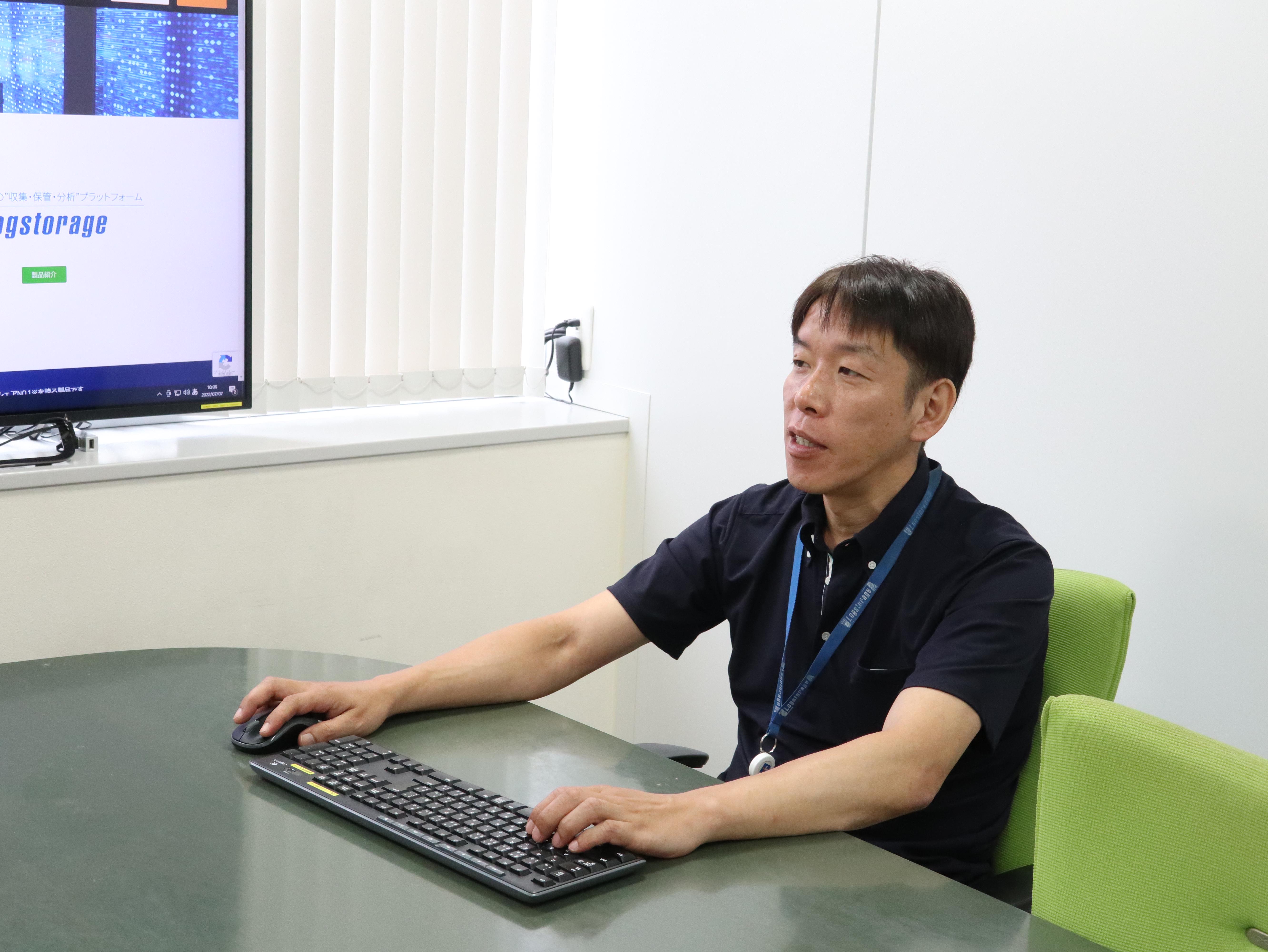 純国産の統合ログ管理ツールとして人気を集め、10年以上国内シェアNo.1を誇る。