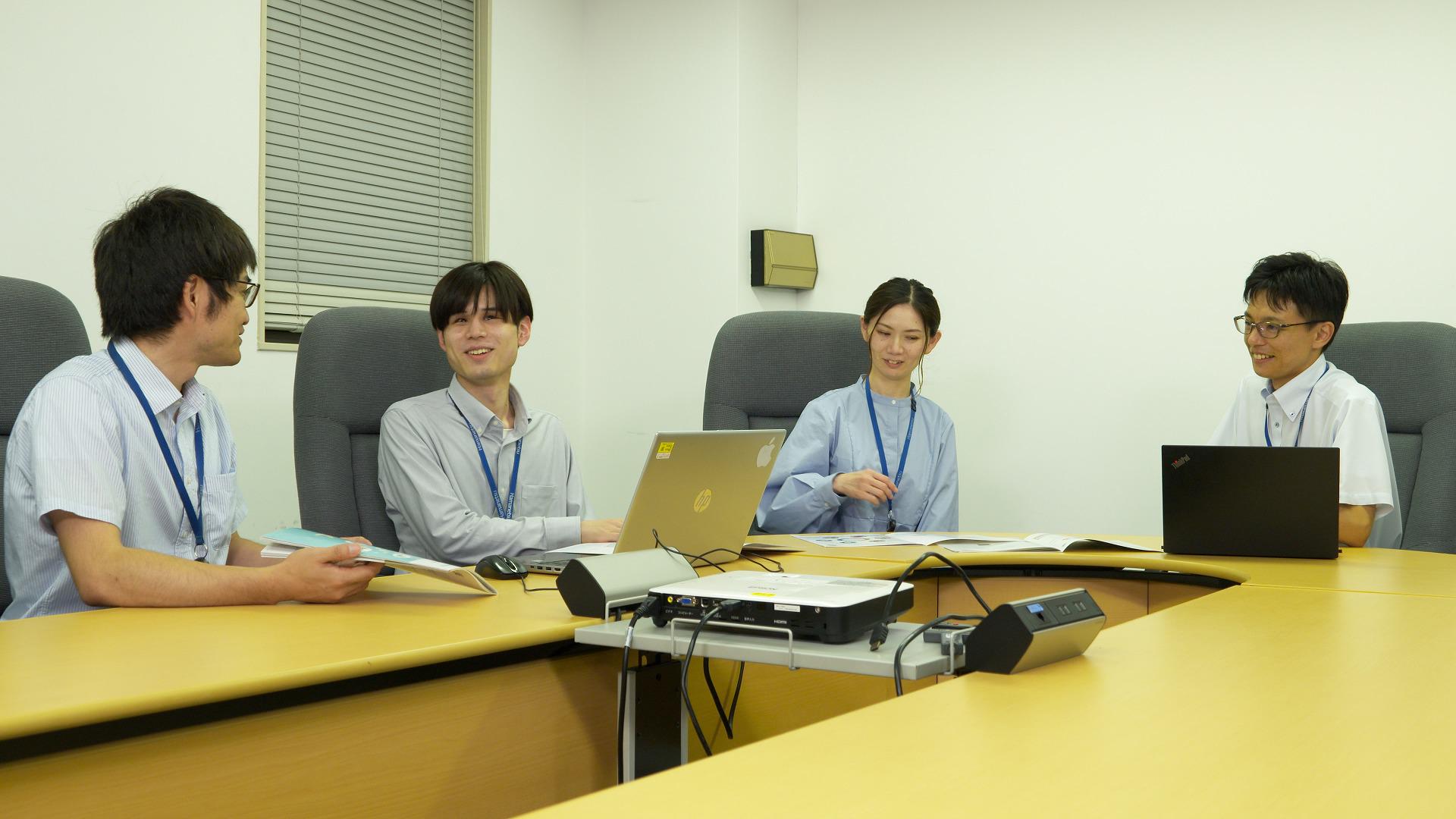 同社は現在EC事業を立ち上げ、M&Aや異業種との協業も行いながら、IT分野の新サービスを展開する計画だ。