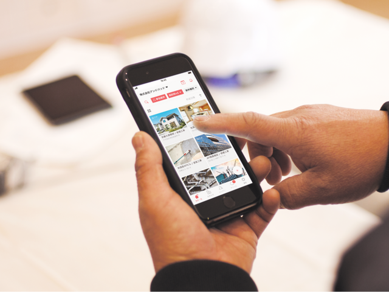 『ANDPAD』のマーケットは、業界の30％シェアと仮定しても7.5万社。さらに許可の不要な小規模施工を手掛けている企業も含めれば、10万社以上という広大なマーケットです。その市場規模は20兆円以上と見立てています。