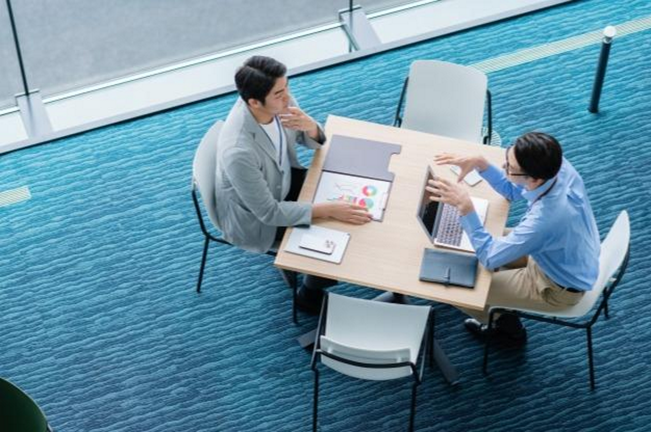 Hmcomm株式会社 求人画像1