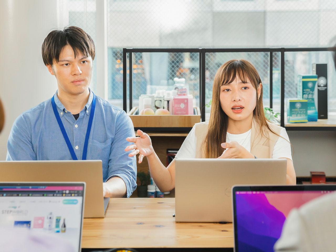 肌の潤い補給のためのサプリメントや薬用育毛剤（医薬部外品）の販売をはじめ、太陽光発電事業も手掛けている。