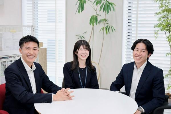 募集している求人：【東京／開発エンジニア】フォロー体制充実◆フレックス◆週2リモート◆完全週休2日◆賞与年2回◆住宅手当◆自社サービス◆月1交流会