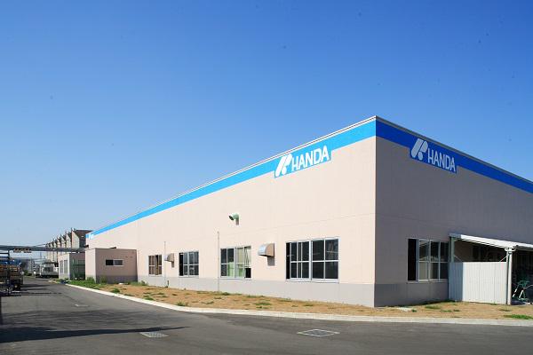 愛知県半田市に本社工場を構え、油圧シリンダーの設計・製作、フォークリフトのリフトブラケット、足回り部品の製作をメイン事業としている。安定した経営基盤をもとに、新規事業の創出に取り組んでいる。