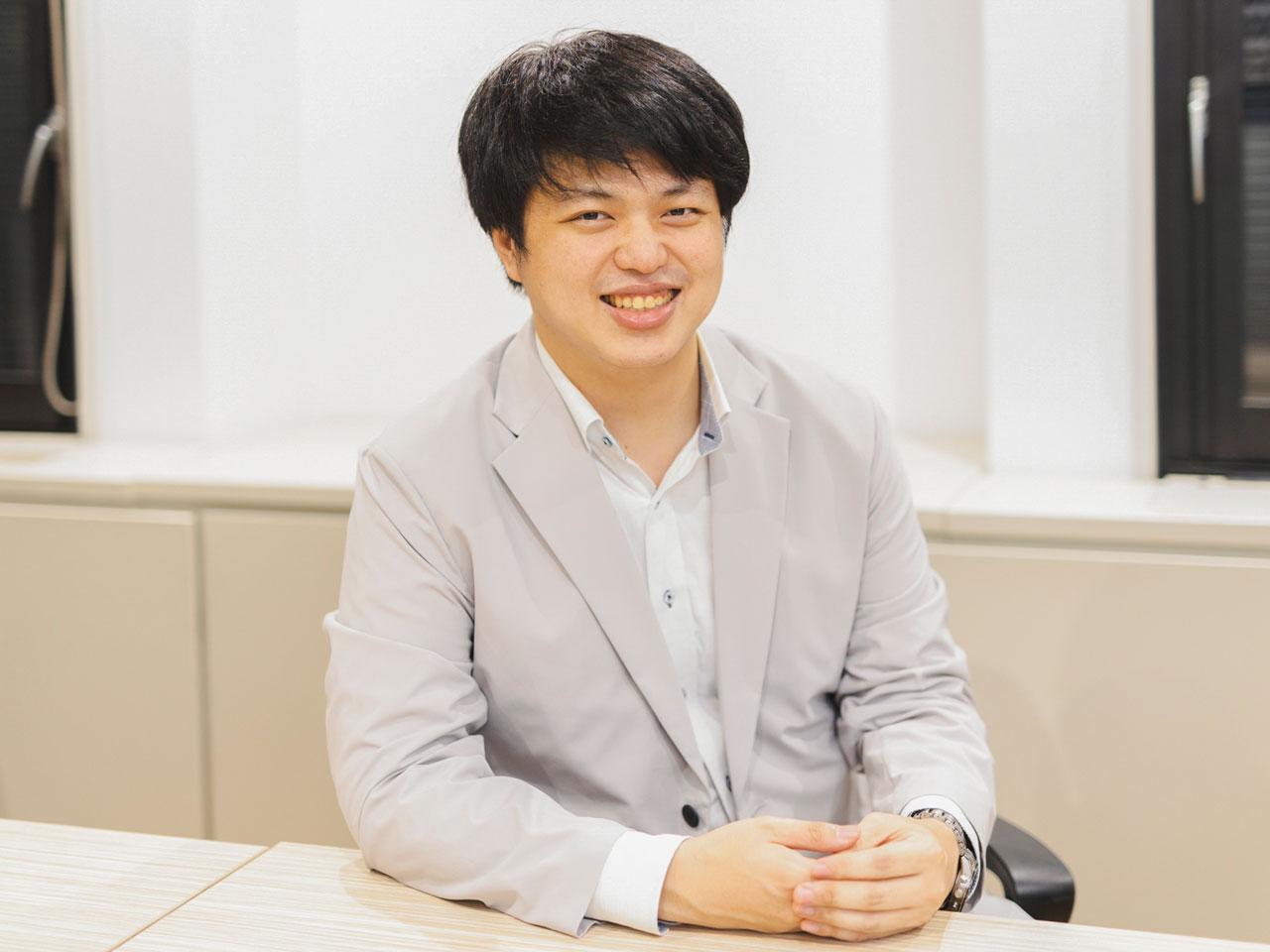 社内での勉強会では、最新のテクノロジー動向を学び、体験型のワークを通じてDXに必要な思考を得られる。これからのAIビジネスにおいて必要になる「トランスフォーメーション体質」を身に付けていくことができる。