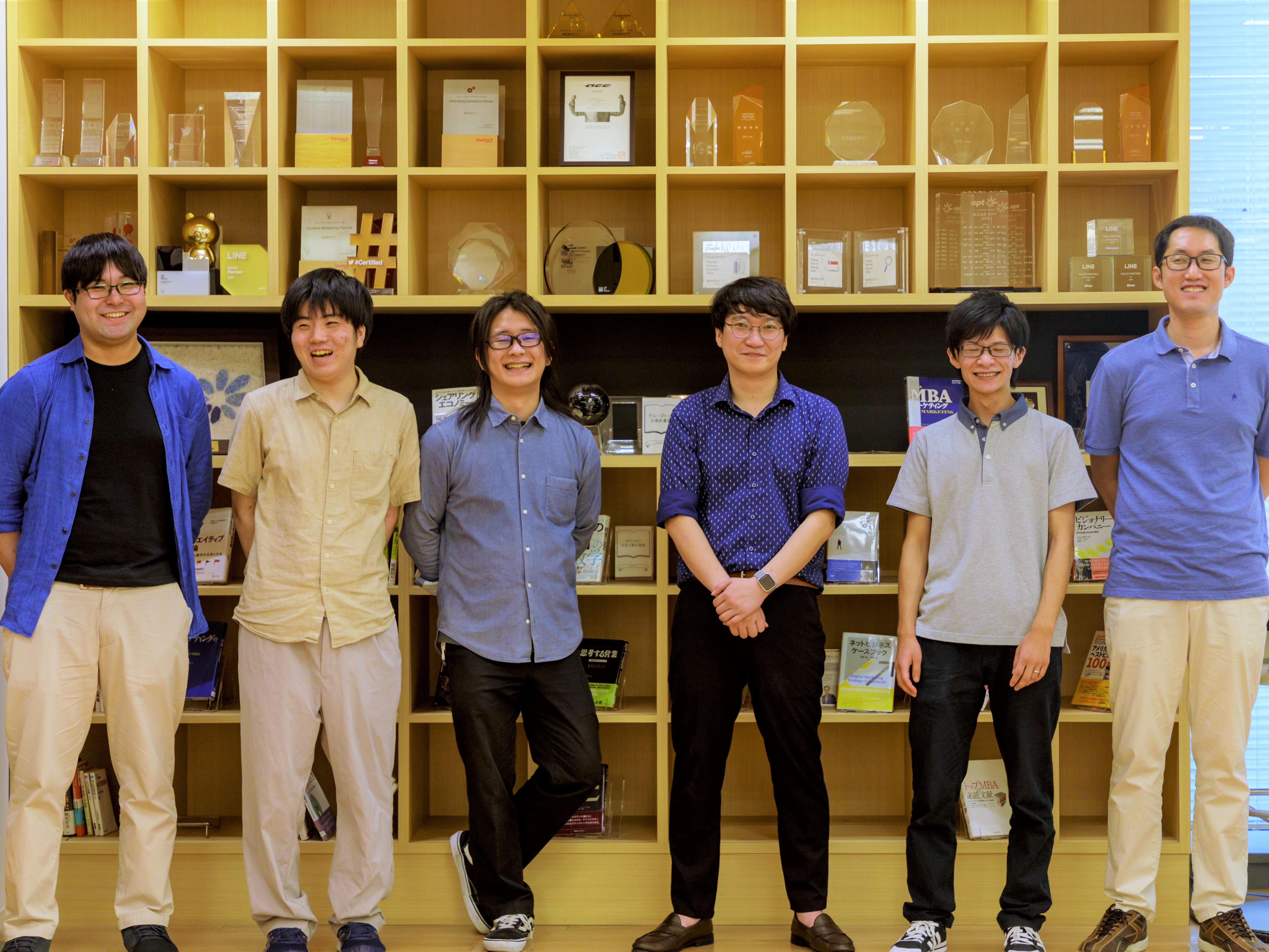 「自社の社員と協力しながらプロジェクトに取り組みたい」、「技術力を磨いて、一人でも食べていけるエンジニアになりたい」、そう思っている方はぜひご応募ください！