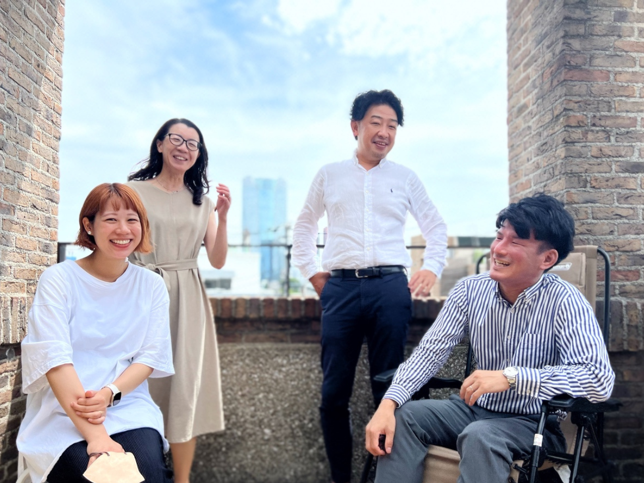 食品メーカー機能とIT機能を保有する当社は多用なメンバーと多くのセクションで協働する機会も多いです。