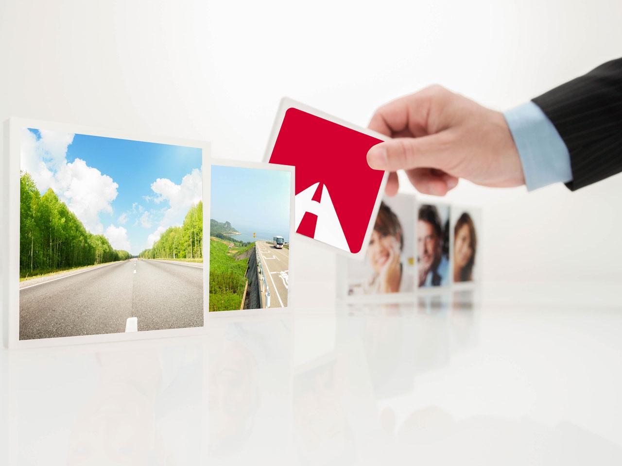 従業員の退職抑制・採用工数削減・雇用の定着を支援するクラウドサービス『定着分析サービス』と、顧客の一員として採用業務を支援する『採用アウトソーシング』を提供。