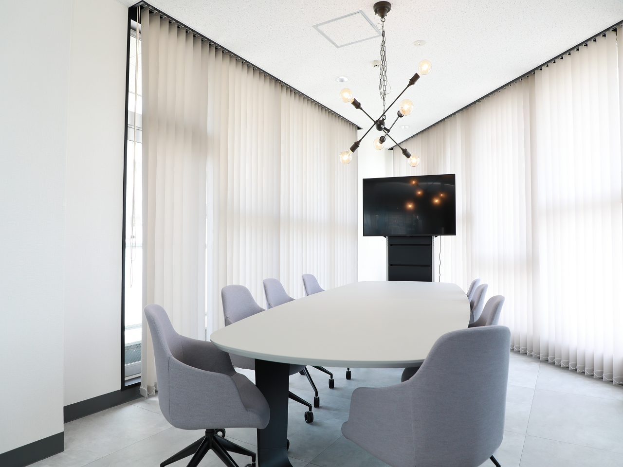 2022年に移転した外苑前最寄りのオフィス_執務エリア